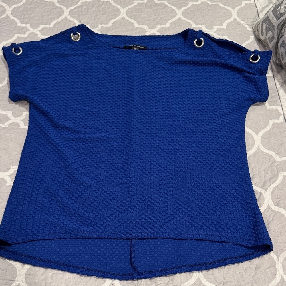 Cable & Gauge Royal Blue Textured Short Sleeve Top